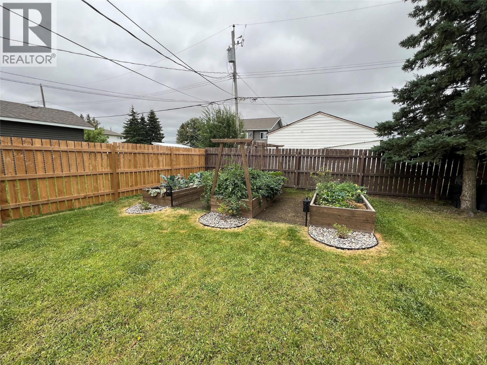 1017 120 Avenue - Image 29