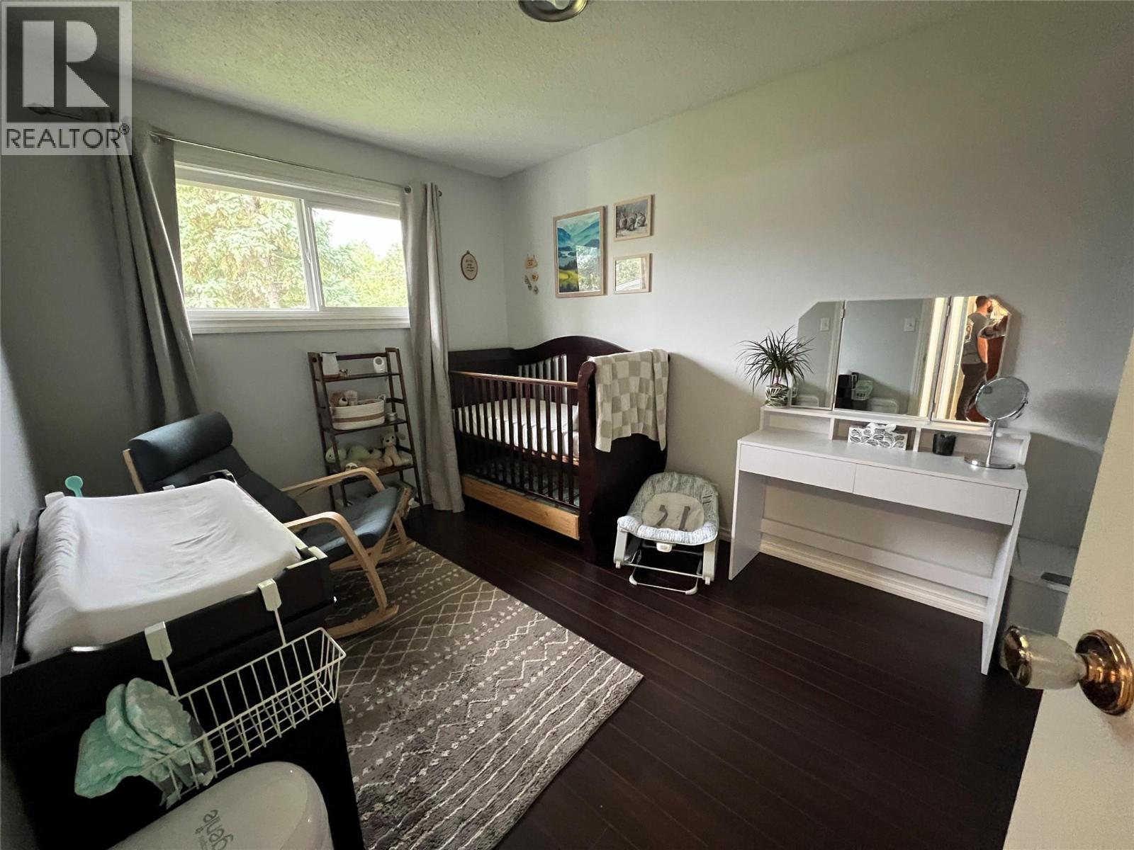 1017 120 Avenue - 16