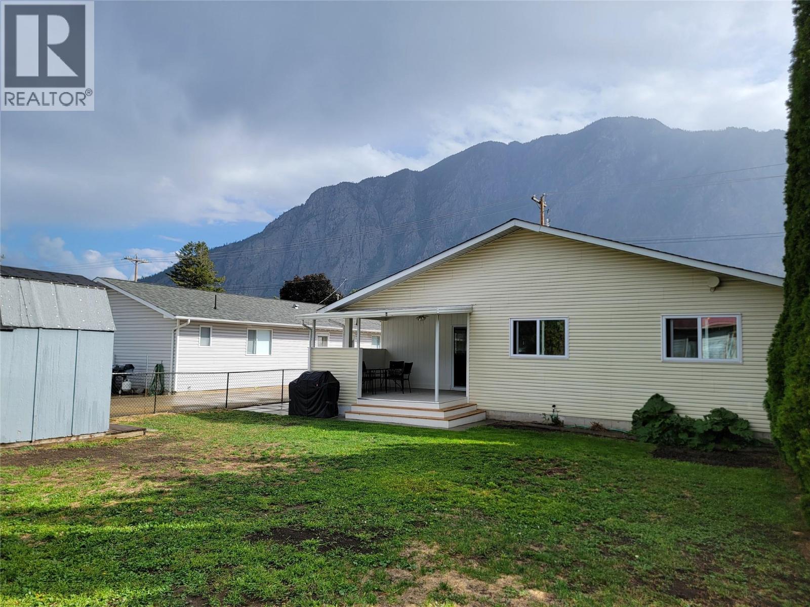 412 10th Avenue - 32
