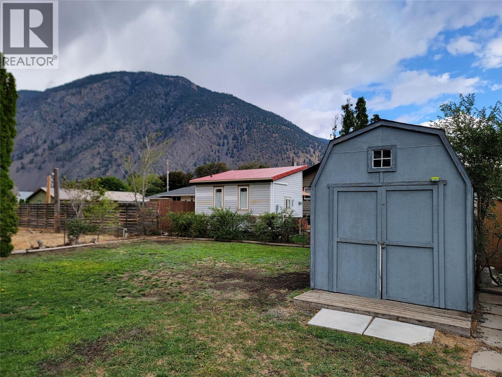 412 10th Avenue - 35
