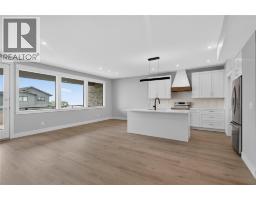 4315 Painted Turtle Drive, Vernon, BC V1H1A2 Photo 19