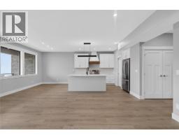 4315 Painted Turtle Drive, Vernon, BC V1H1A2 Photo 20