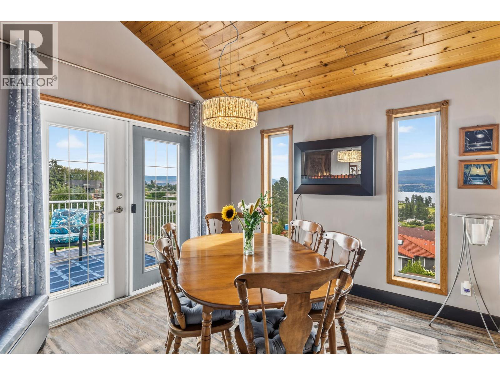  1108 Menu Road, West Kelowna