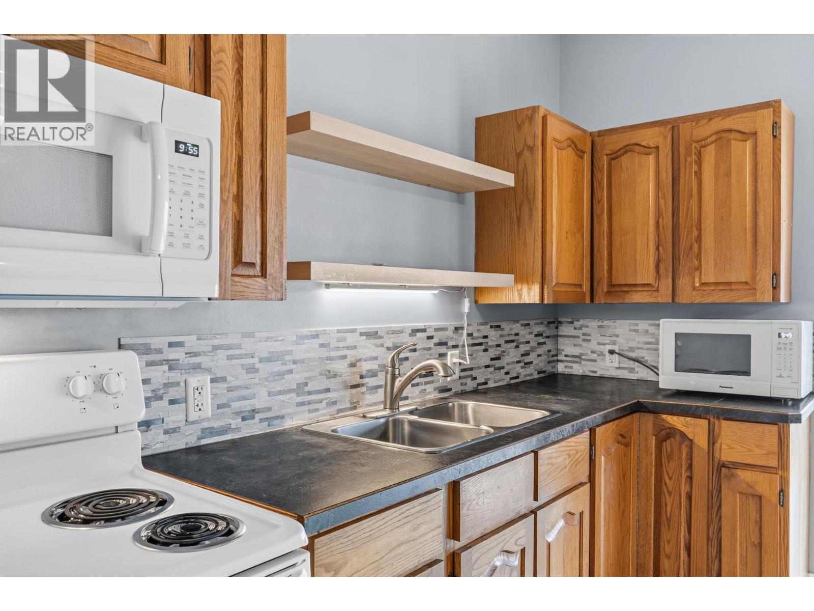  1108 Menu Road, West Kelowna