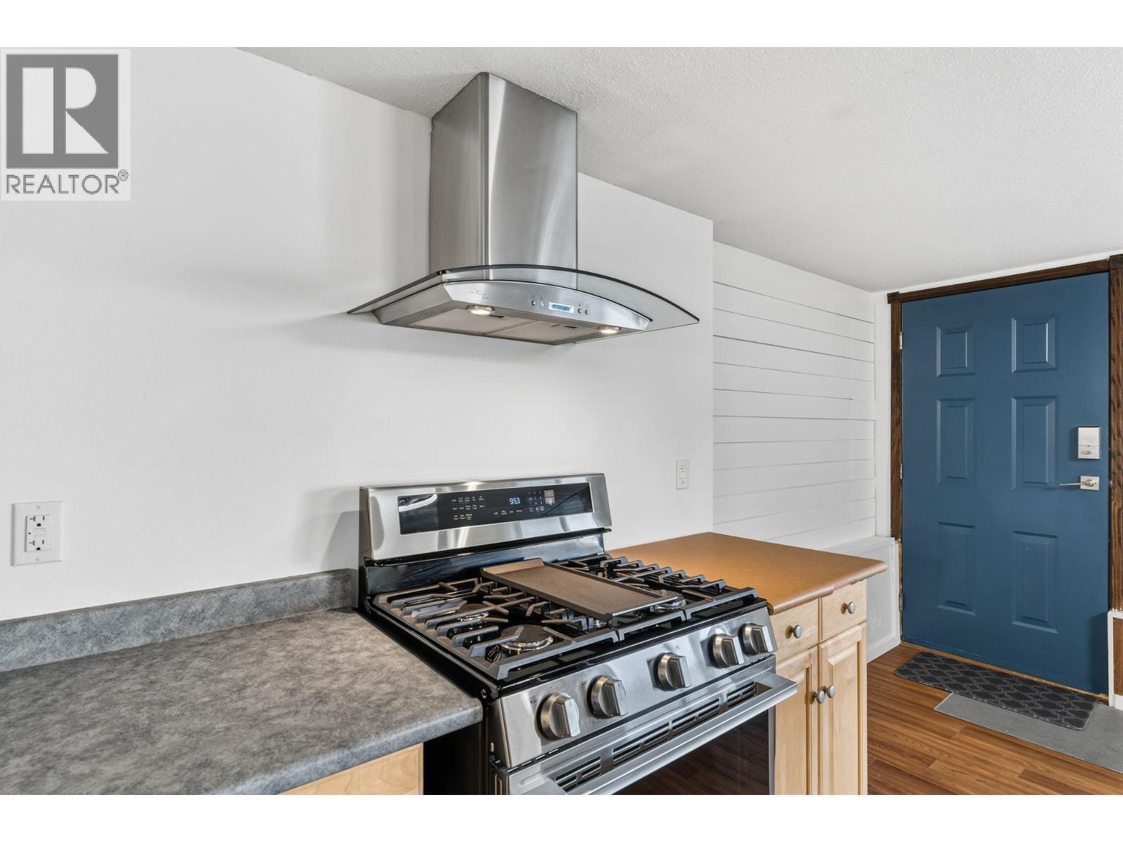  1108 Menu Road, West Kelowna