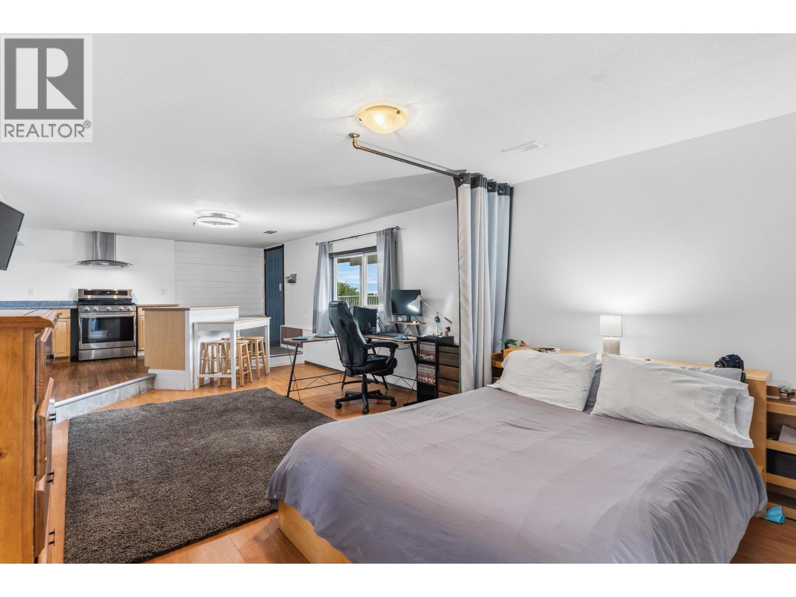  1108 Menu Road, West Kelowna