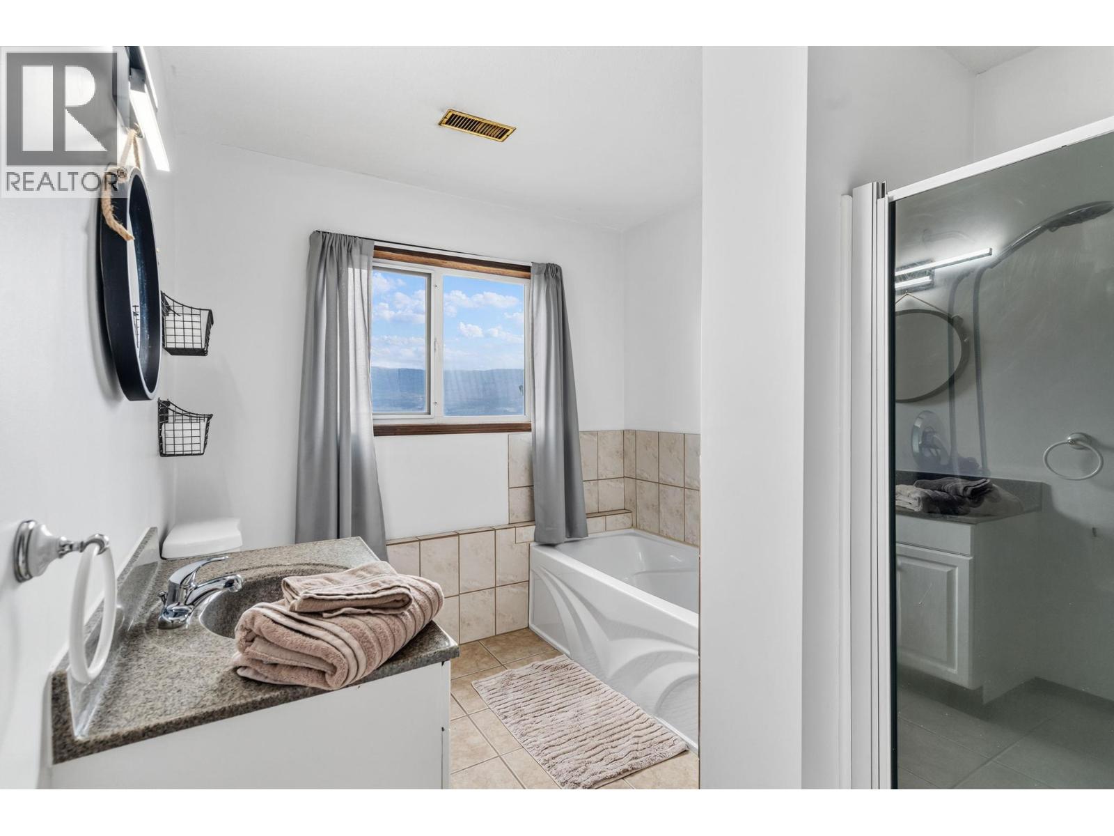  1108 Menu Road, West Kelowna