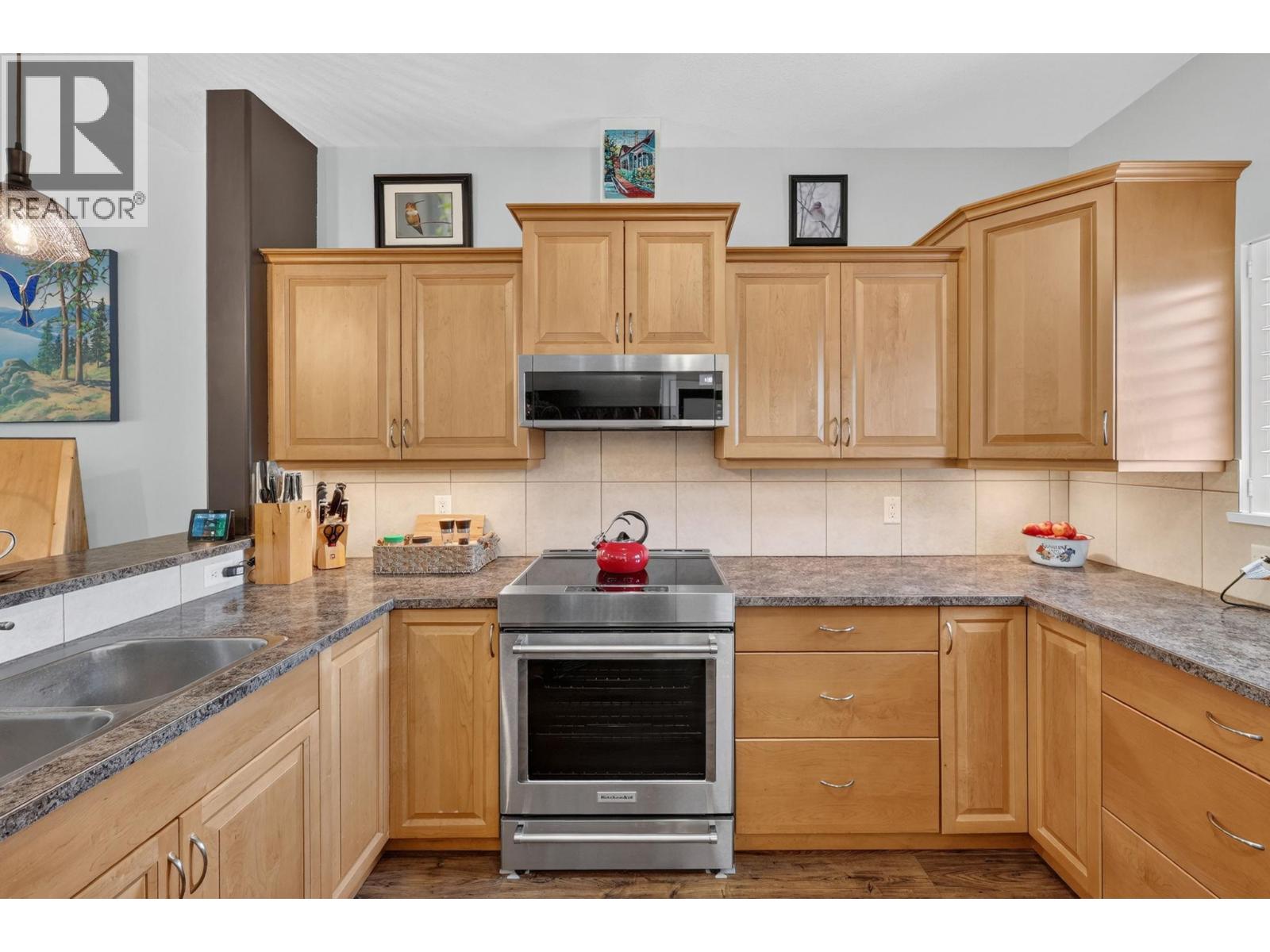 #308 3996 Beach Avenue Lot# 36 - Image 9