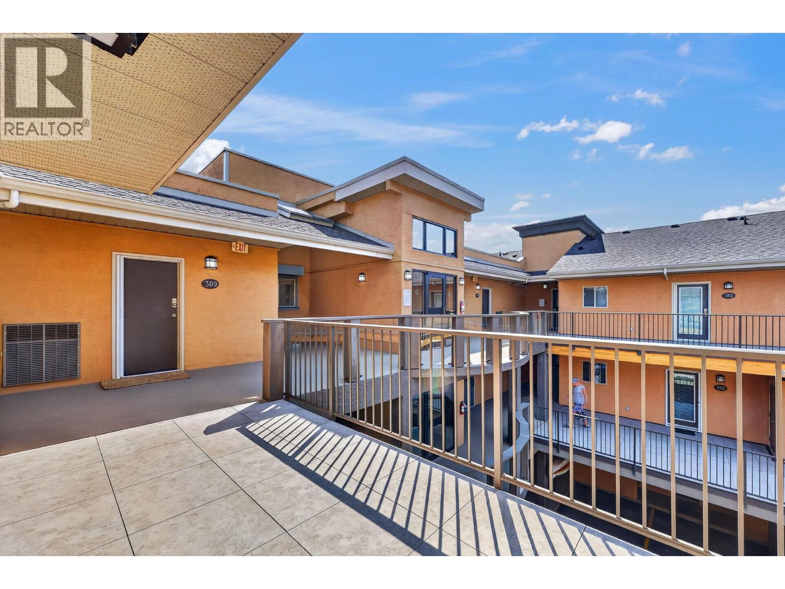#308 3996 Beach Avenue Lot# 36 - 33