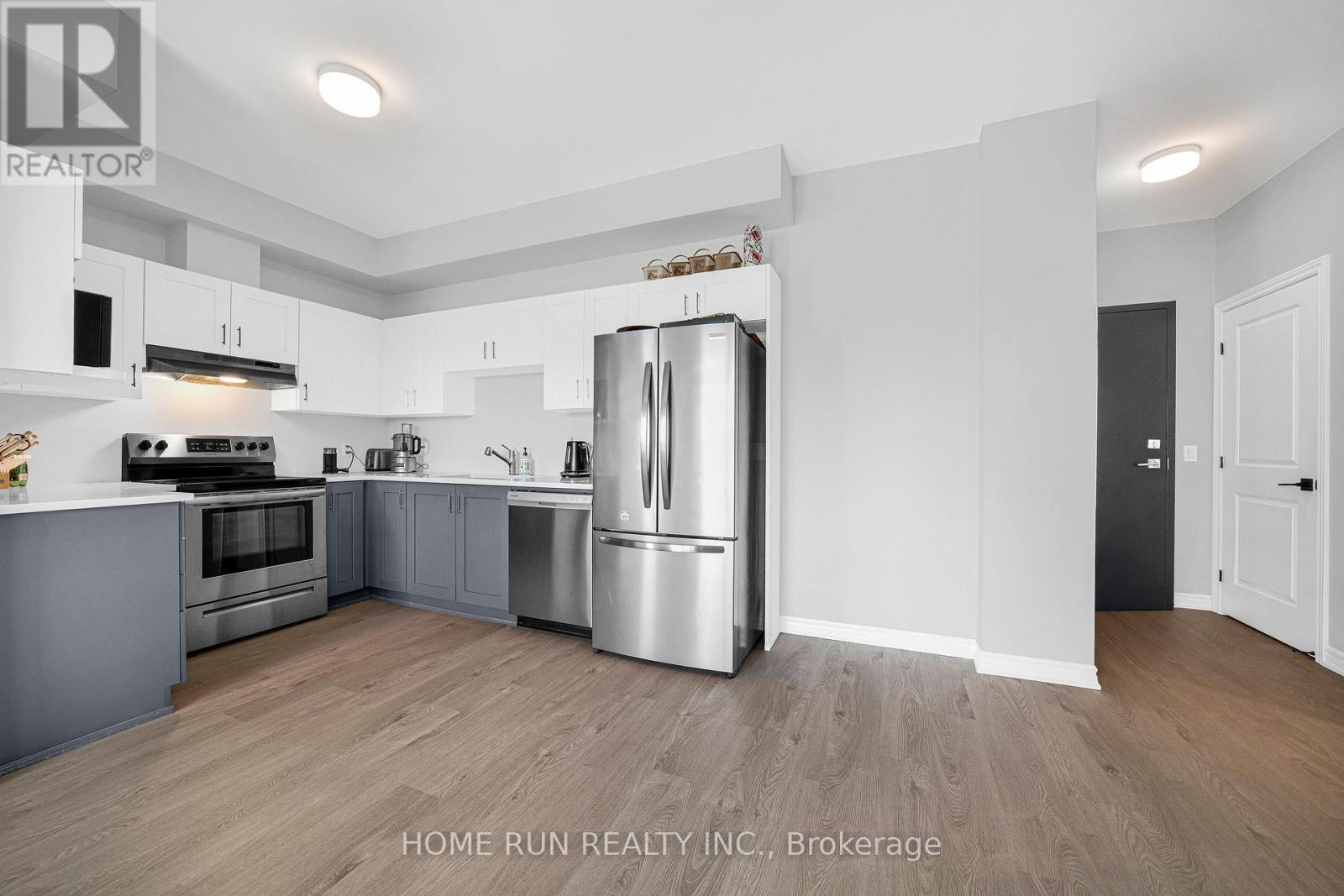 #320 1350 HEMLOCK ROAD - 8