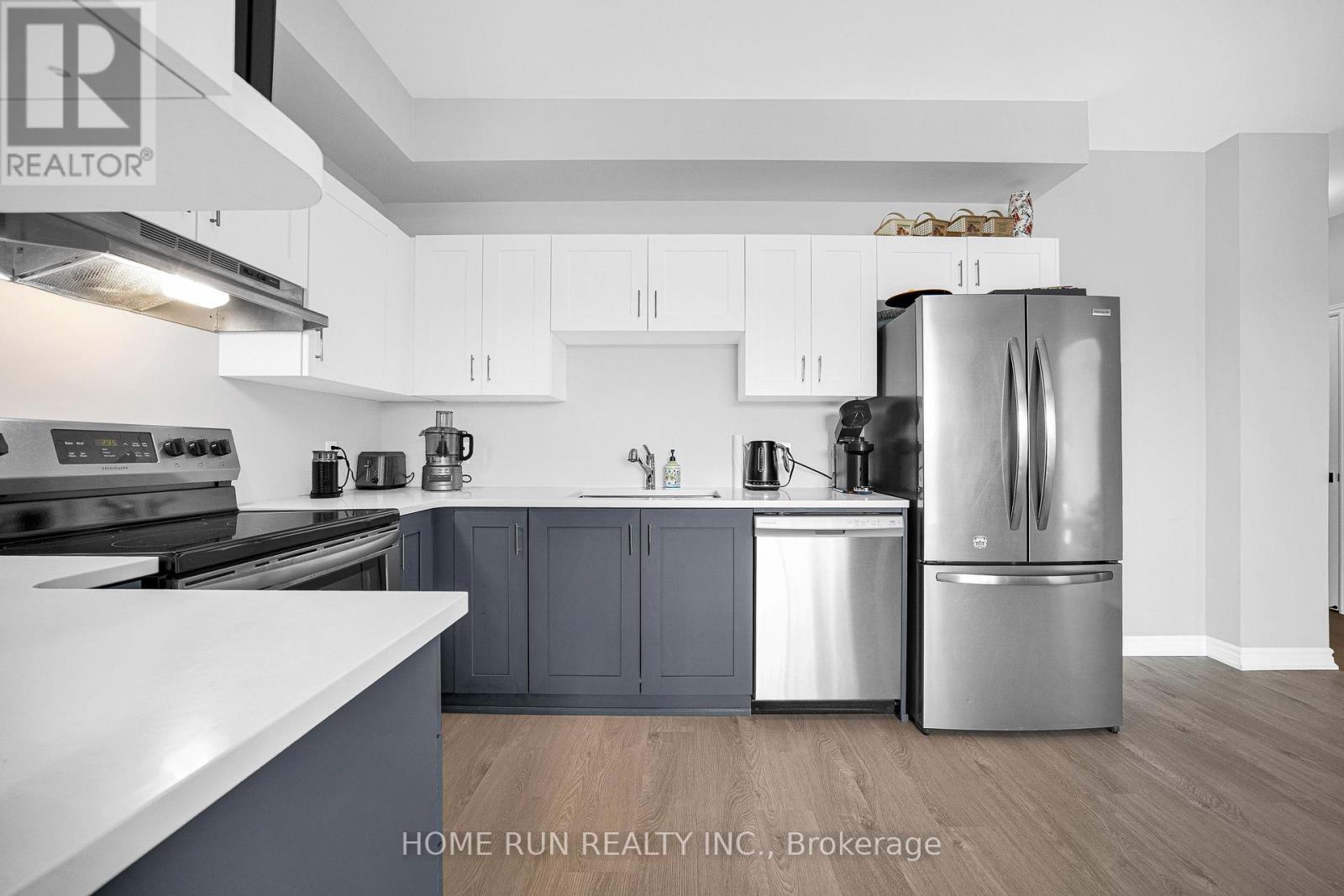 #320 1350 HEMLOCK ROAD - 9