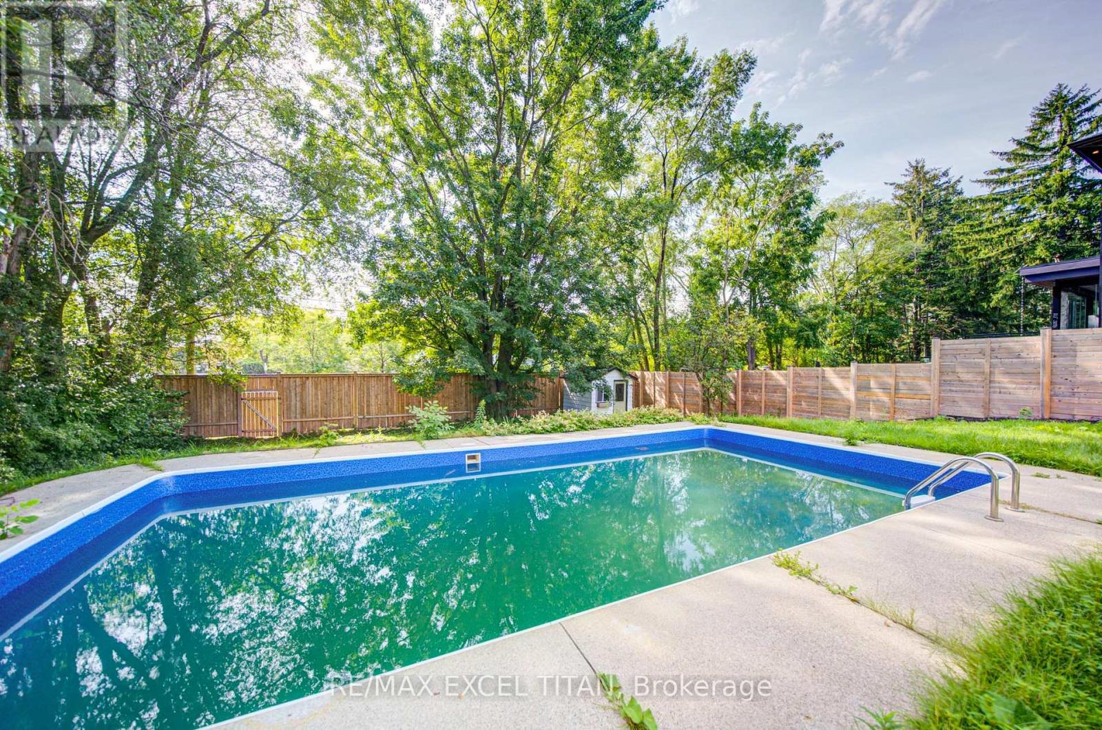 1566 VENETIA DRIVE - 5