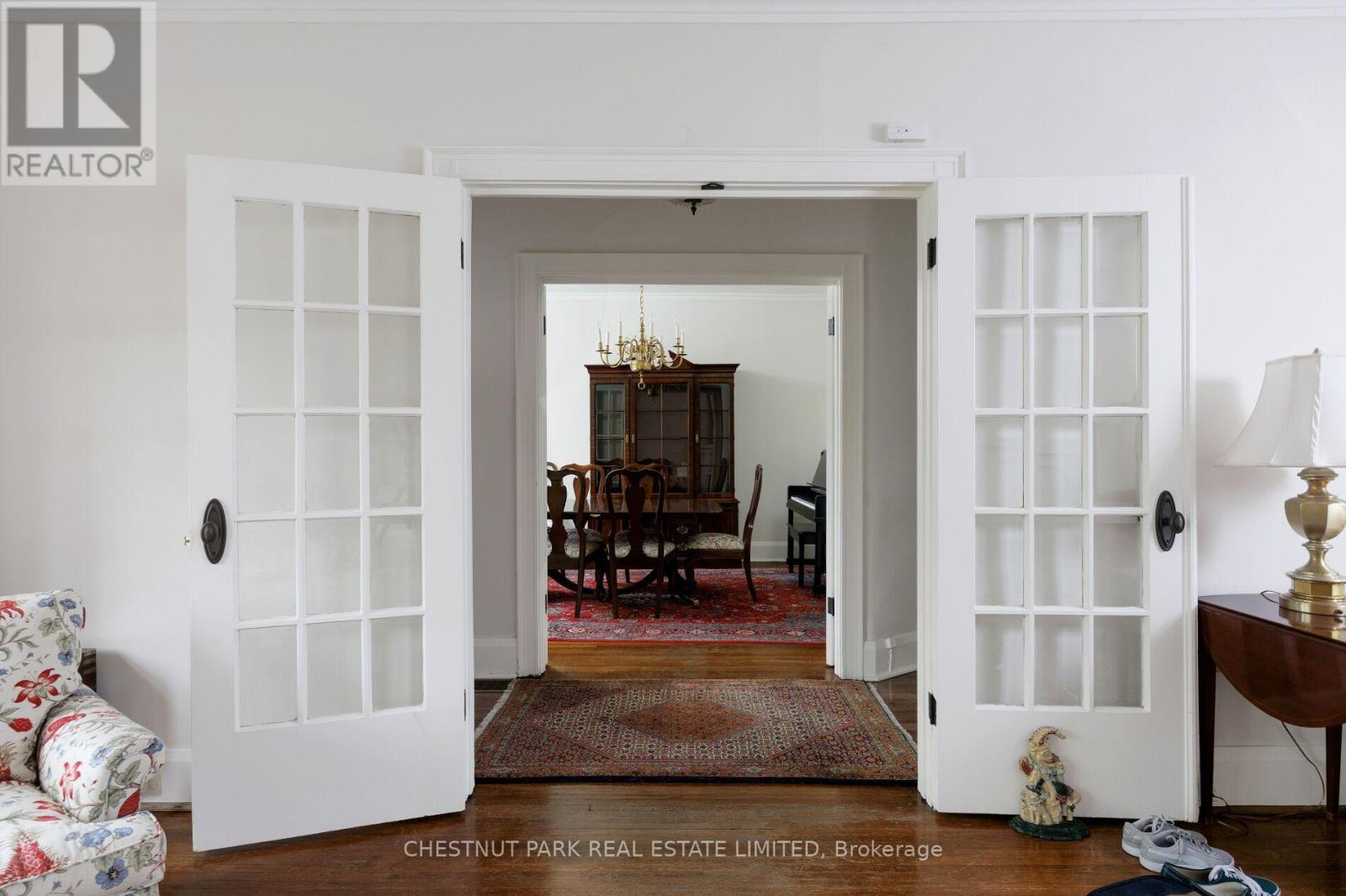 110 HILLSDALE AVENUE W - 10