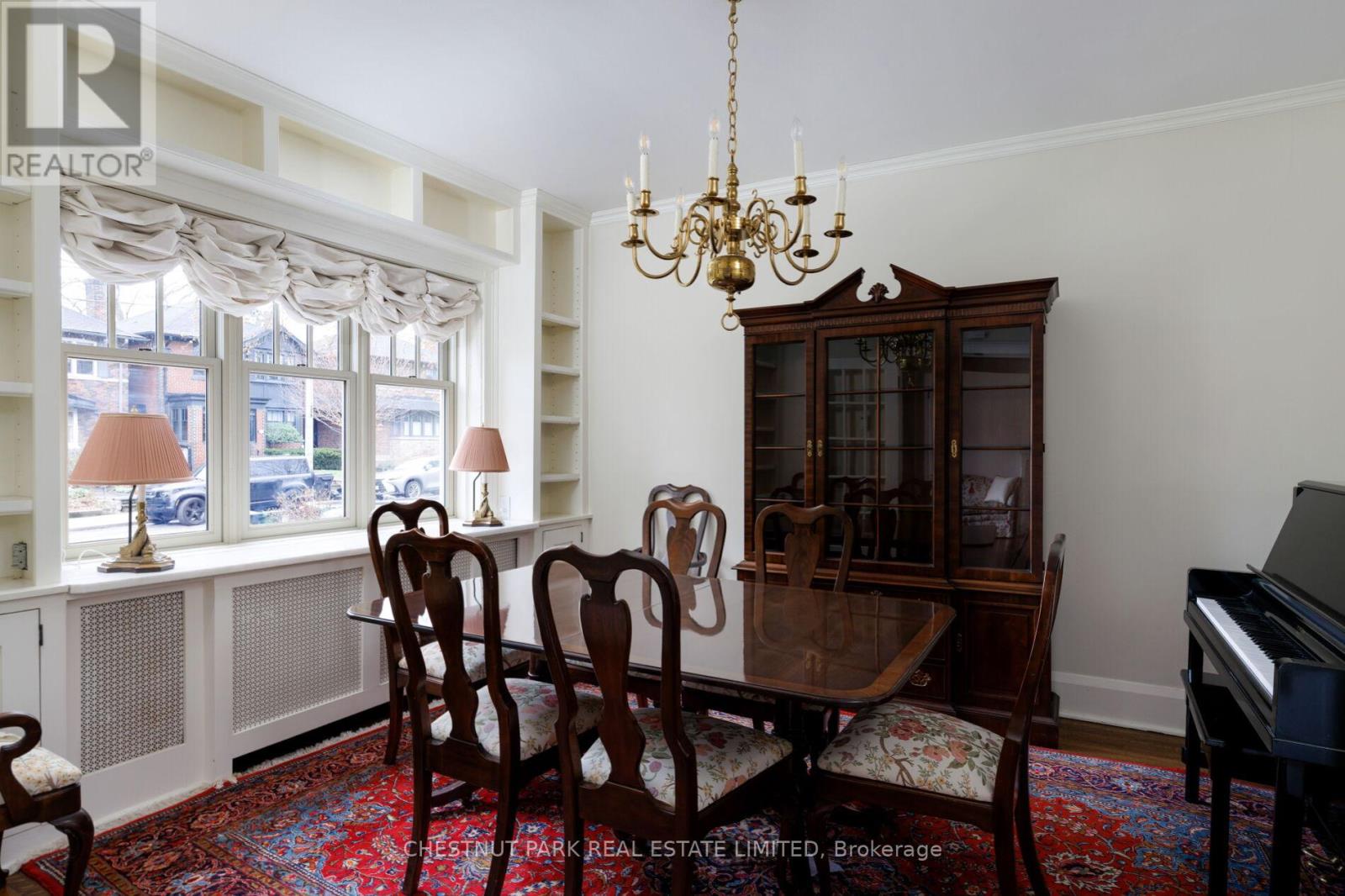 110 HILLSDALE AVENUE W - 12
