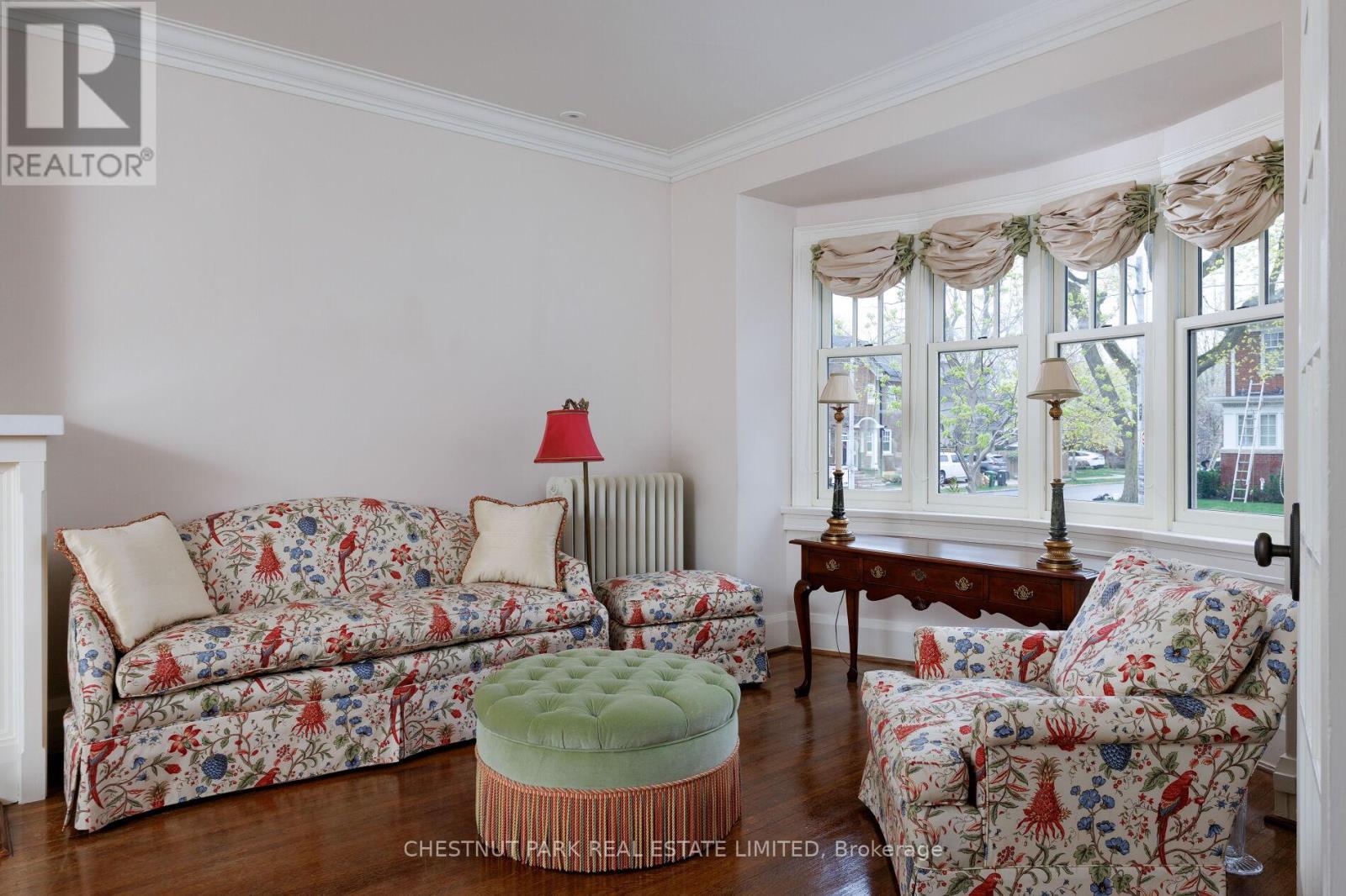 110 HILLSDALE AVENUE W - 6