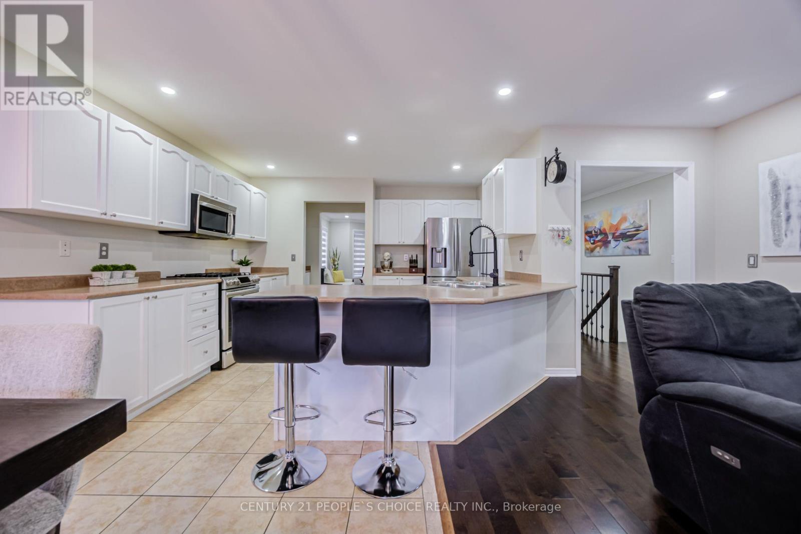 43 JENNINGS DRIVE - 15