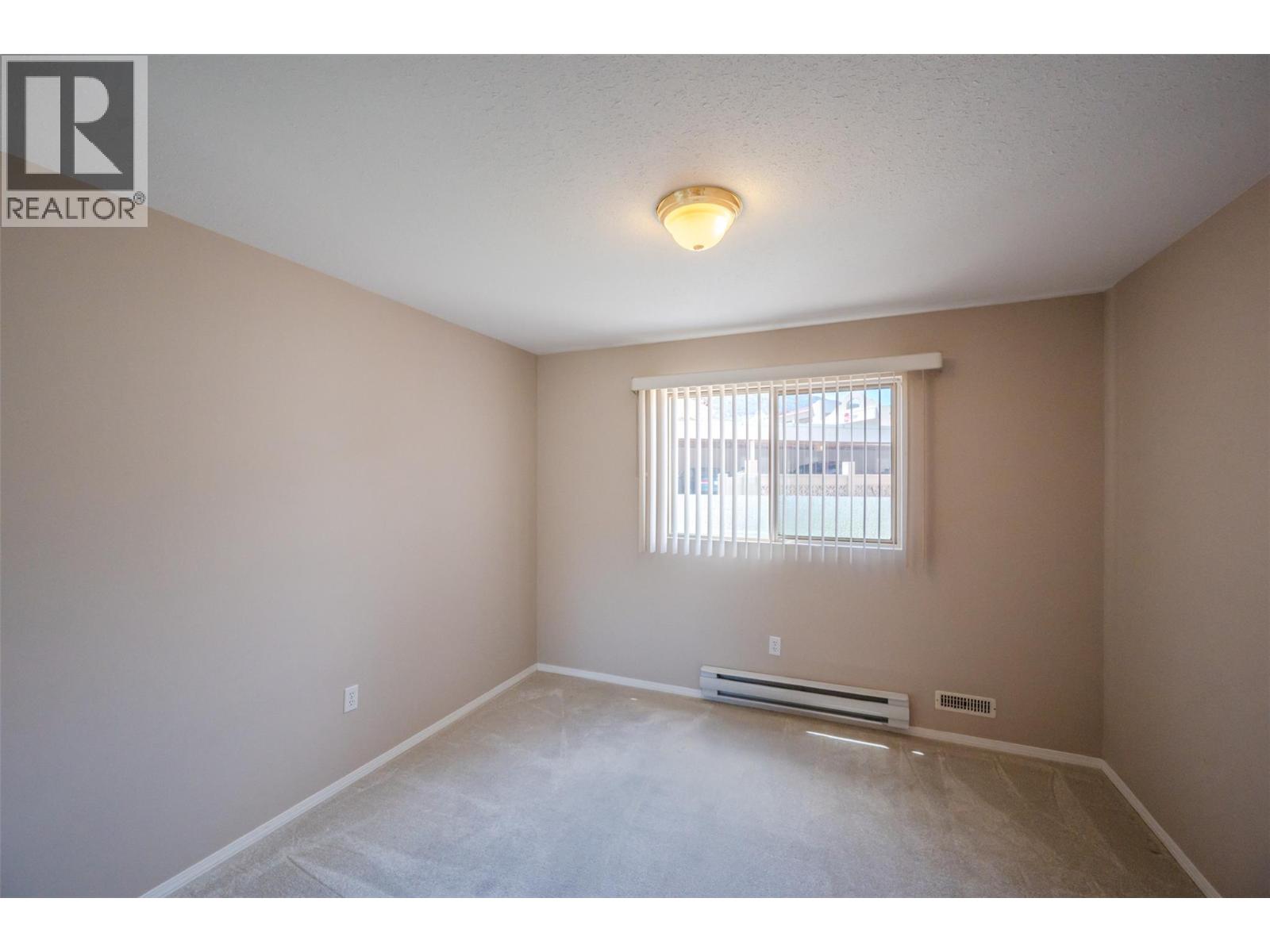 #101A 8006 Vedette Drive - Image 17