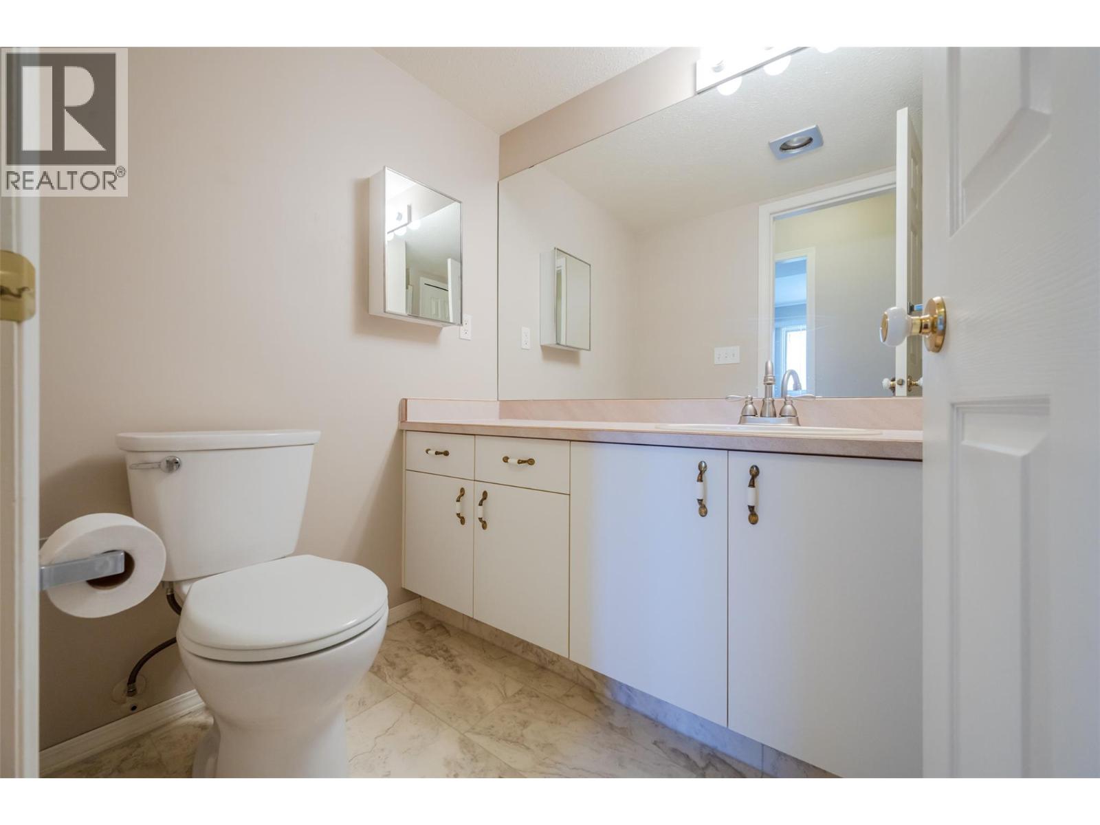 #101A 8006 Vedette Drive - Image 19