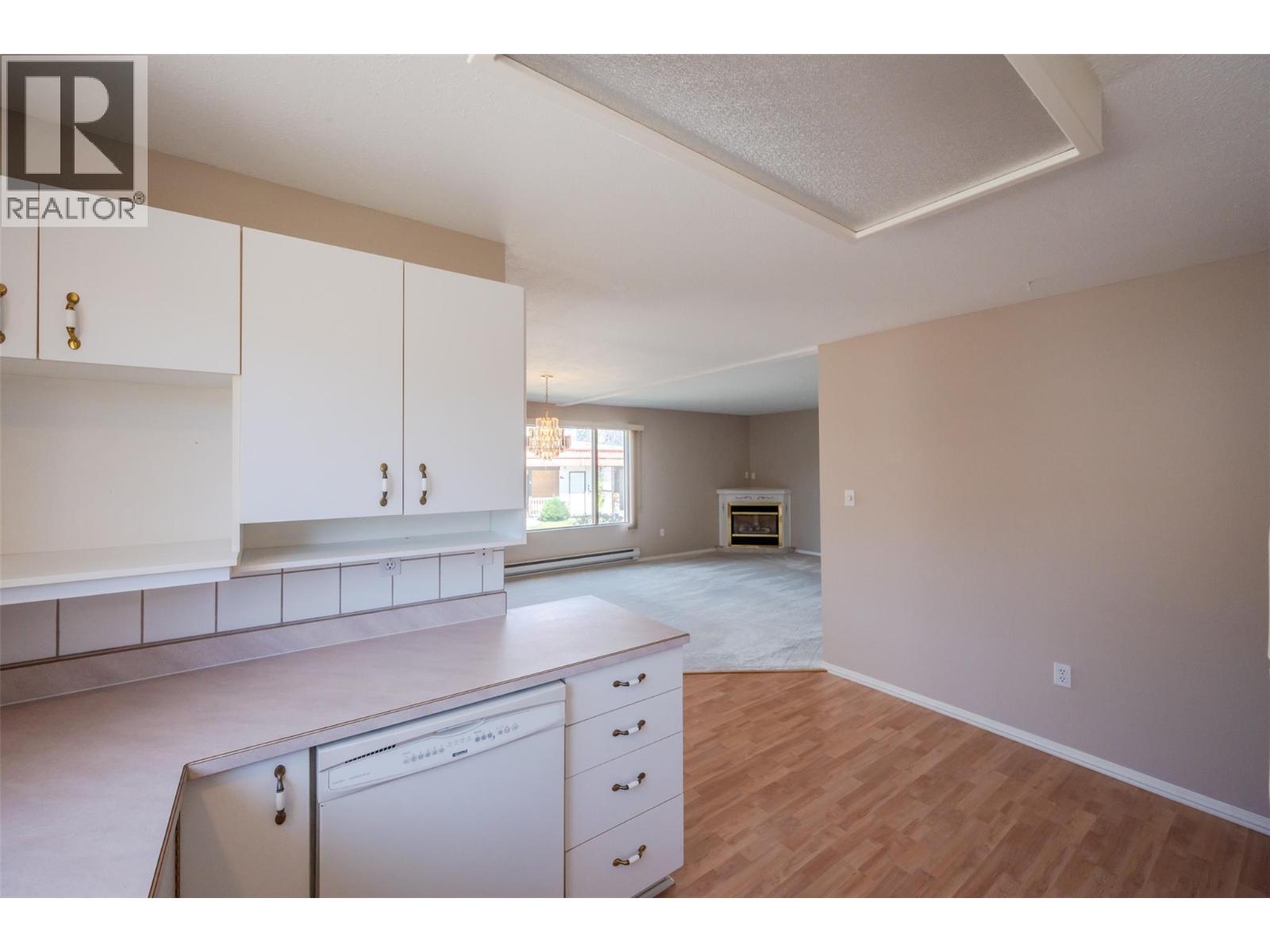 #101A 8006 Vedette Drive - Image 13