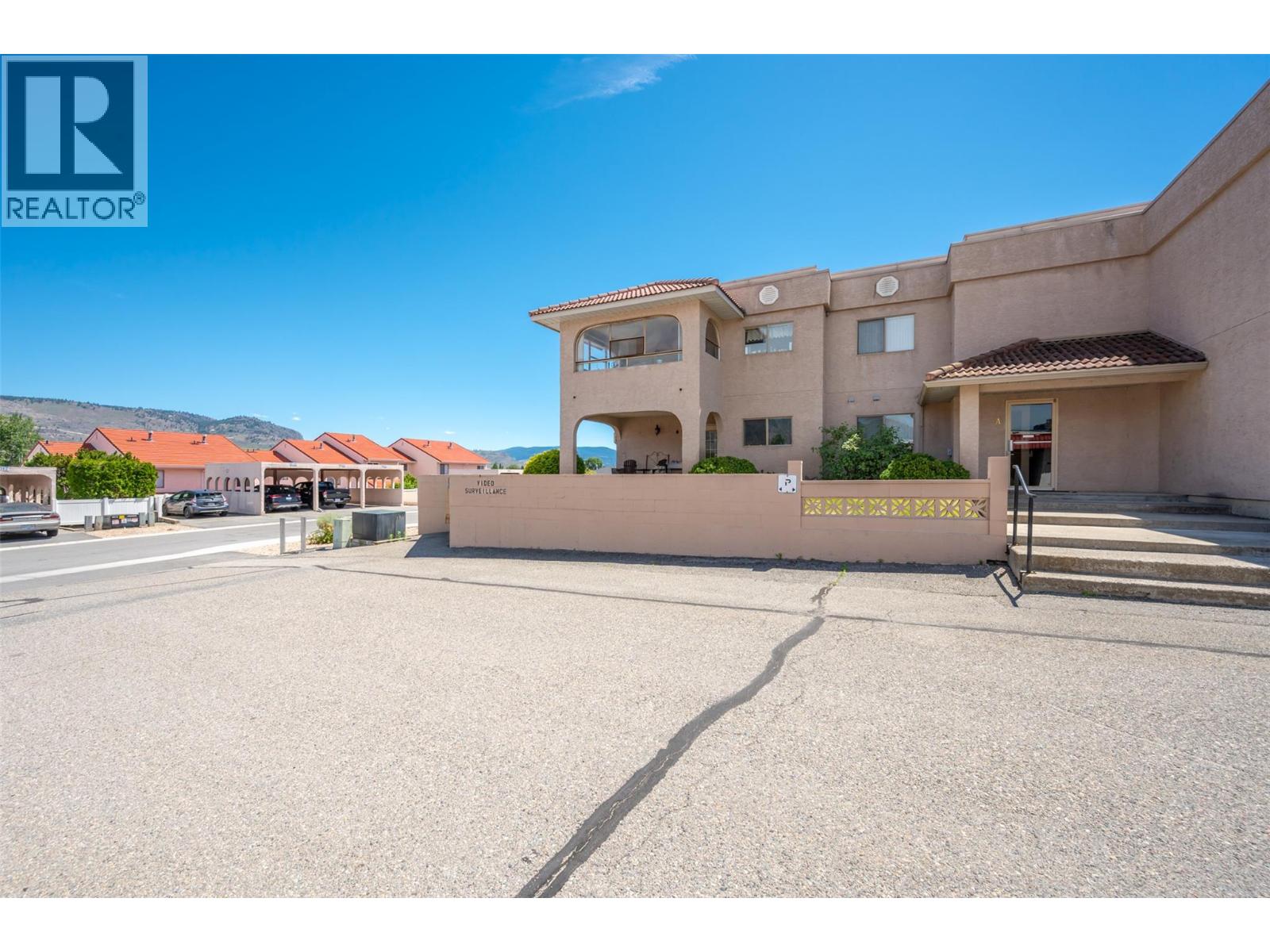 #101A 8006 Vedette Drive - 32