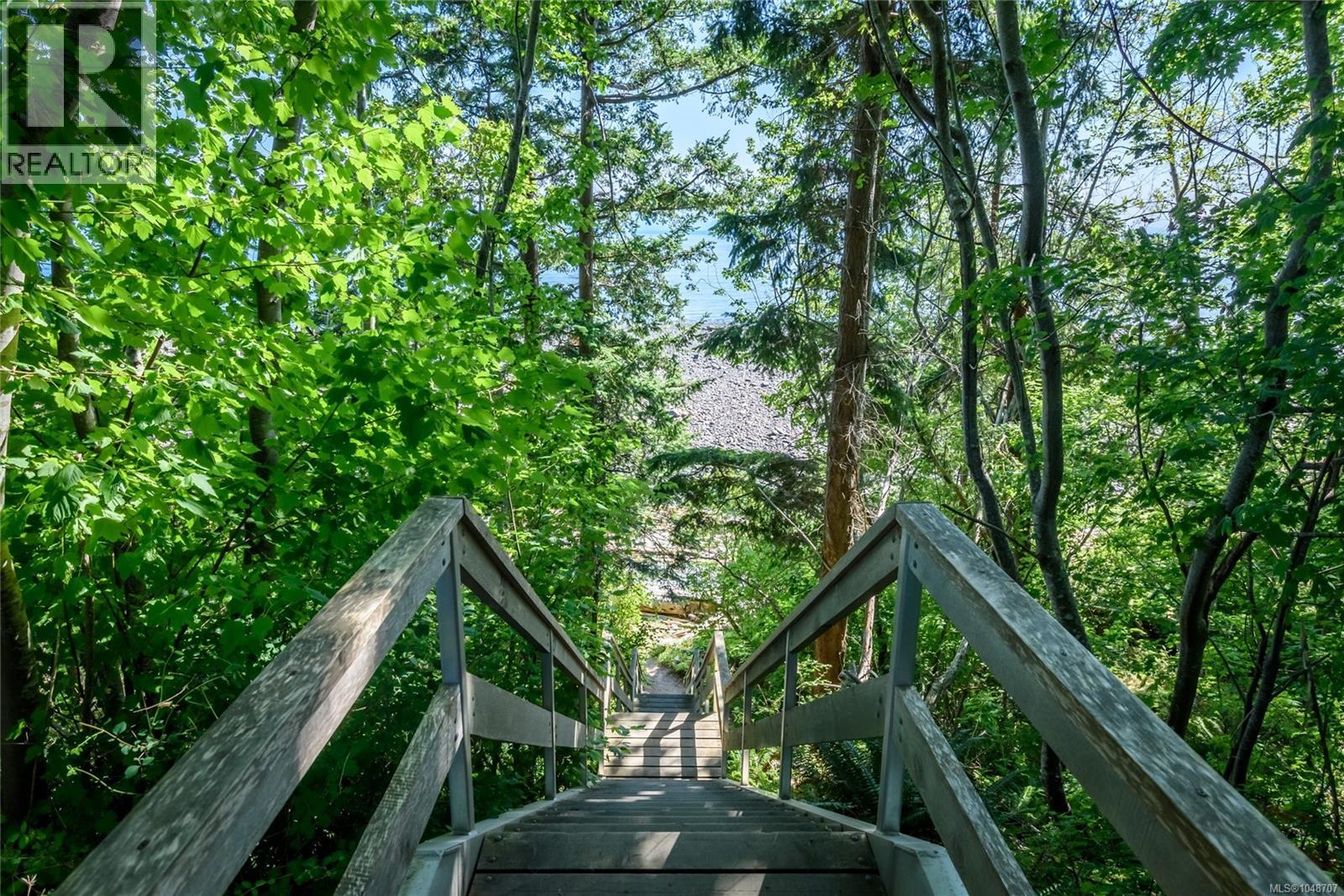 2207 June Rd - Image 18