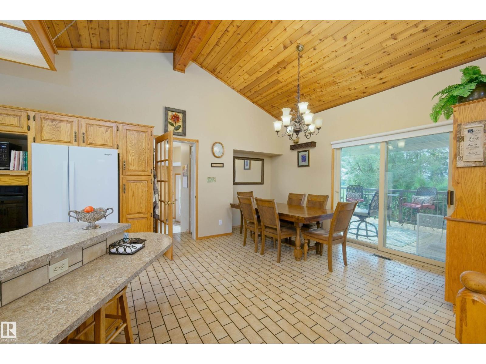 58505 Highway 33 - 14