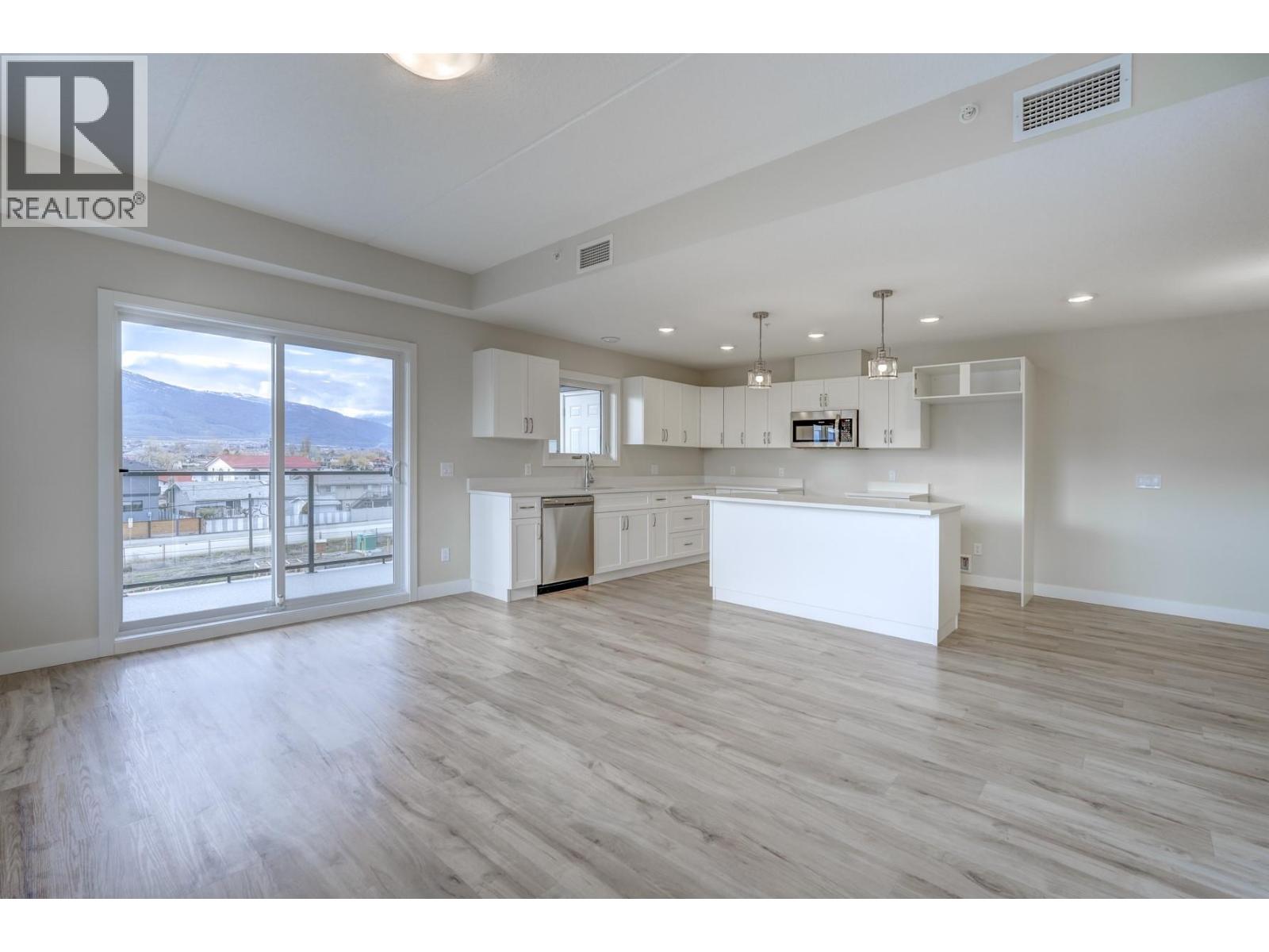 5620 51st Street Unit# 307, Osoyoos