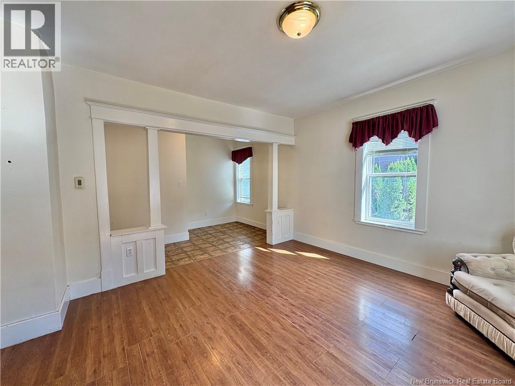 806 Main Street - 11