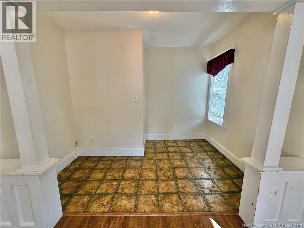 806 Main Street - 12