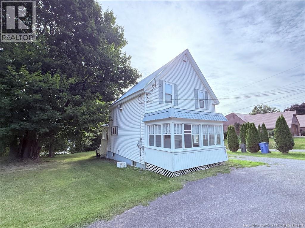 806 Main Street - 2