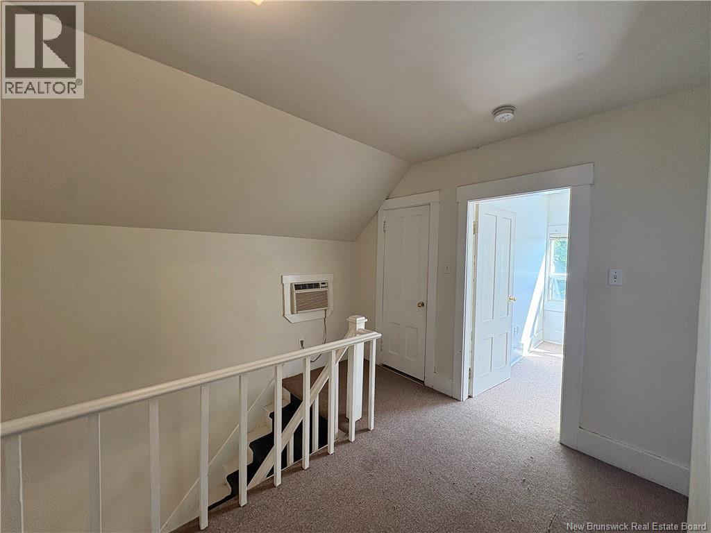 806 Main Street - Image 23