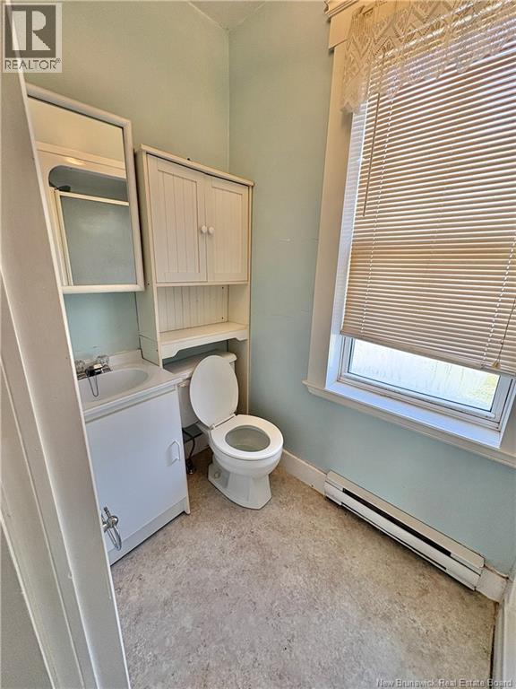 806 Main Street - Image 31
