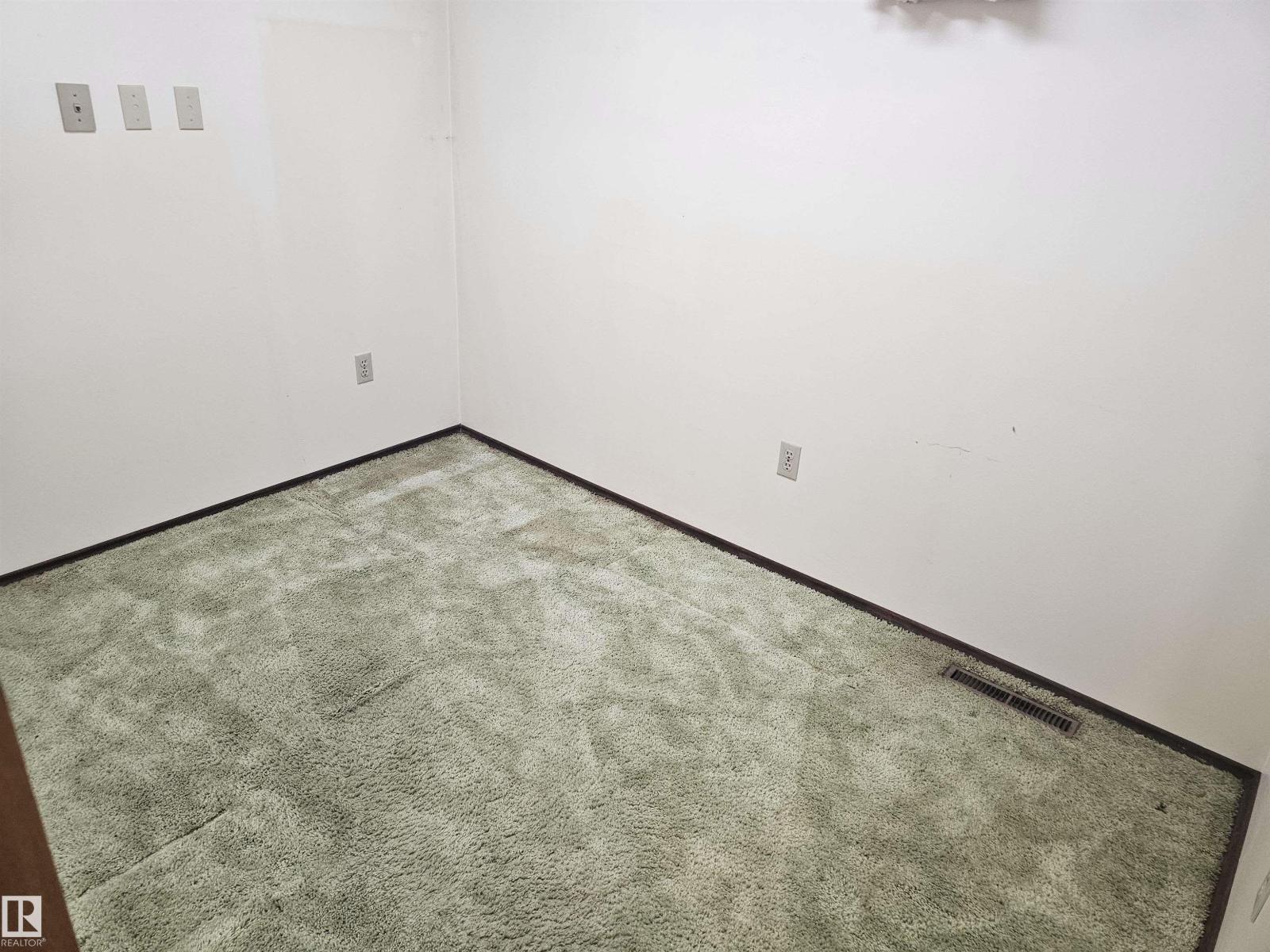 14211 77 ST NW - 16