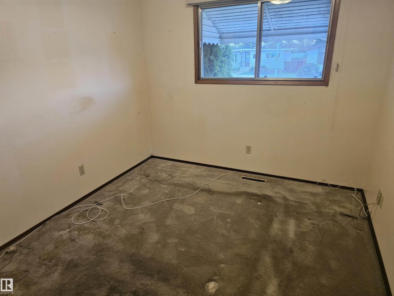 14211 77 ST NW - 7