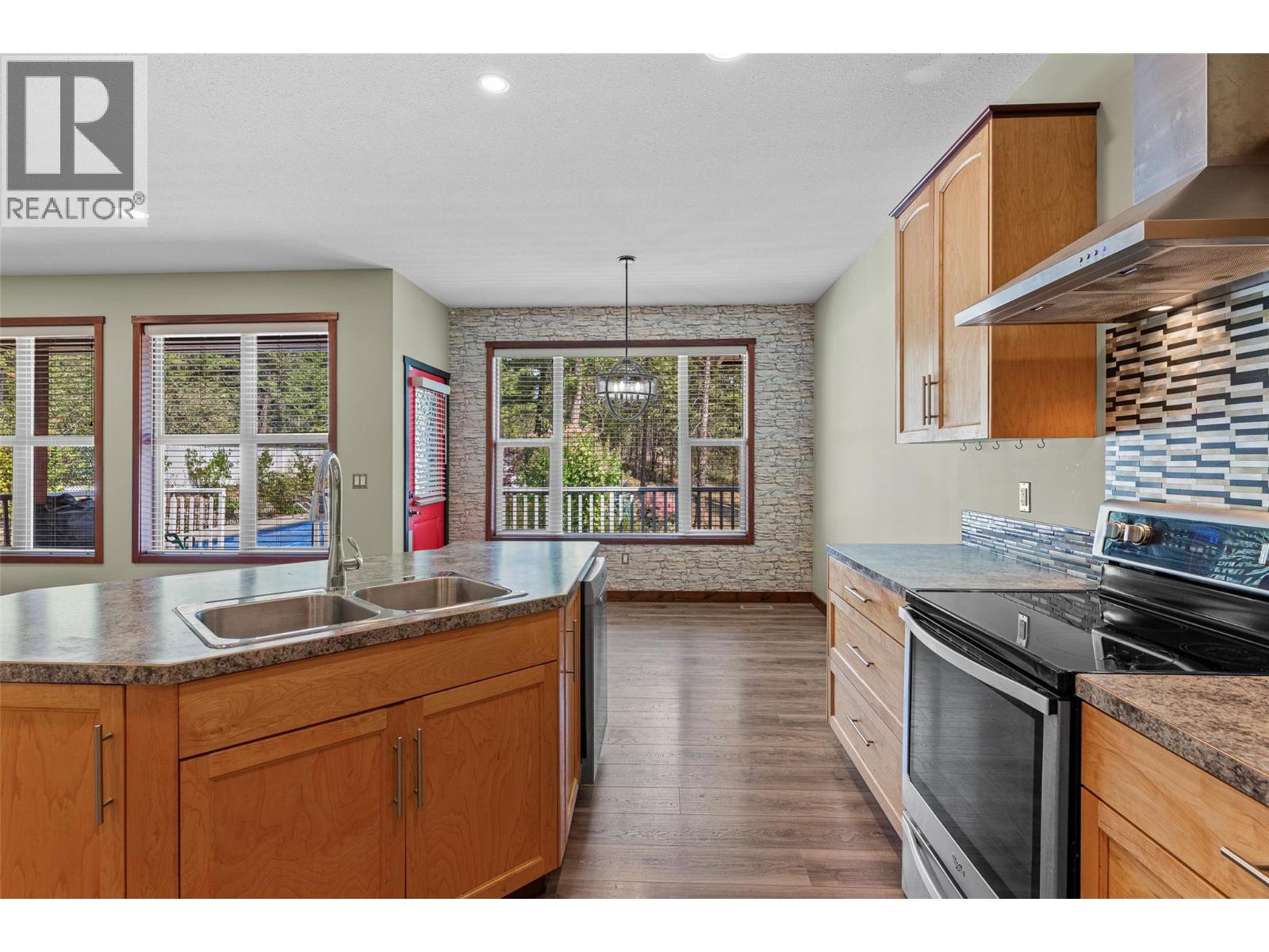 750 Firwood Road, Kelowna