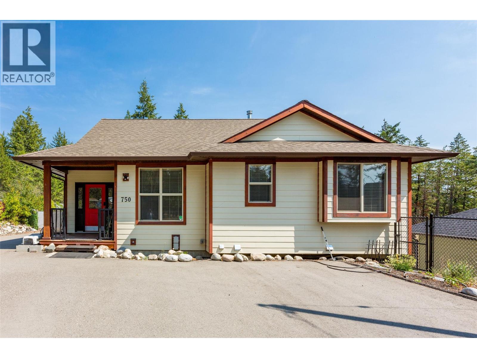 750 Firwood Road, Kelowna