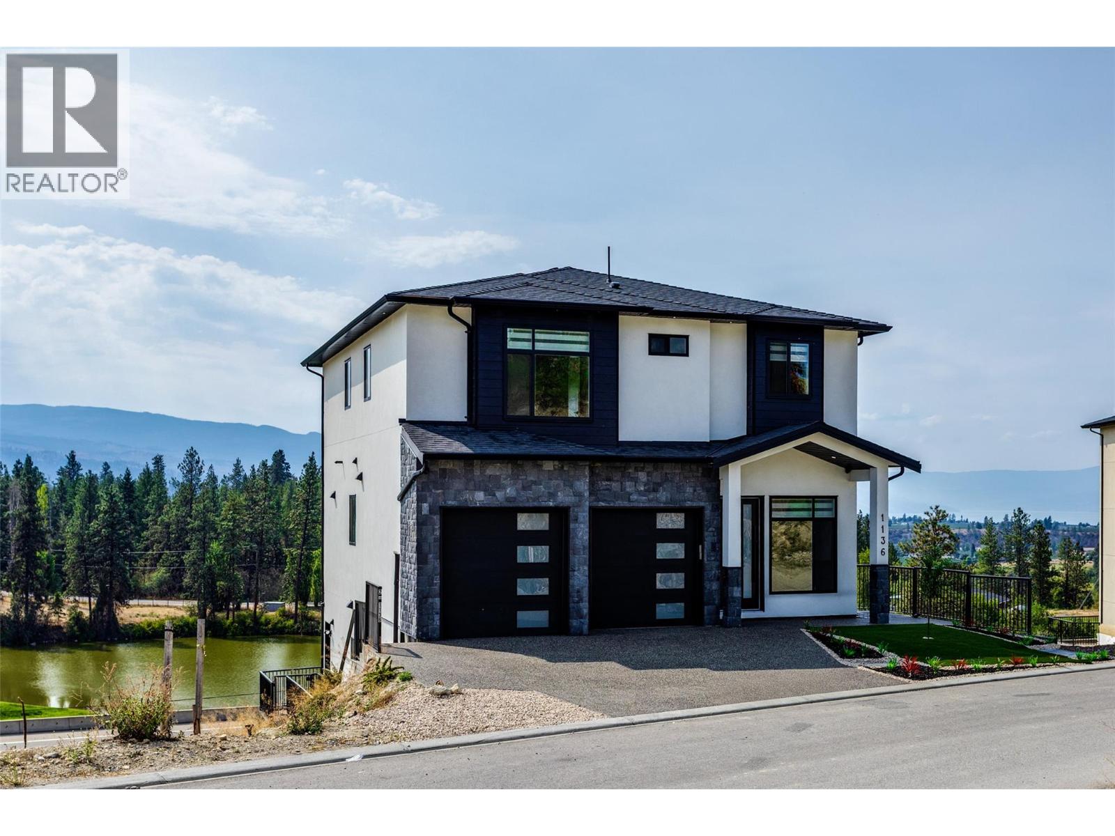 1136 Hume Avenue, Kelowna