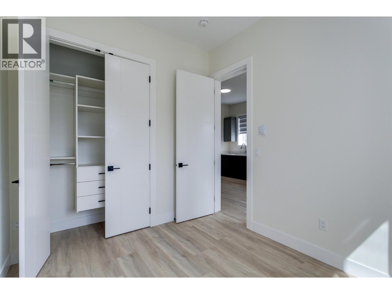 1136 Hume Avenue, Kelowna