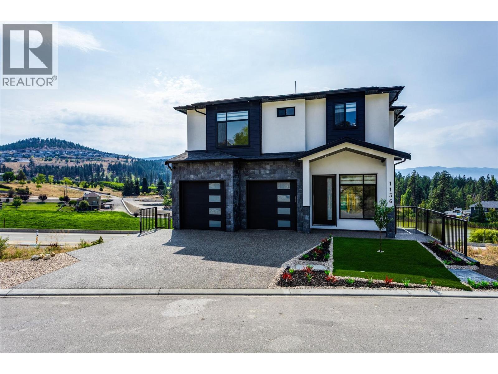 1136 Hume Avenue, Kelowna
