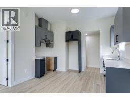 1136 Hume Avenue, Kelowna, BC V1P1S3 Photo 28