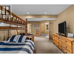 516 8th Avenue, Canmore, AB T1W2E3 Photo 32