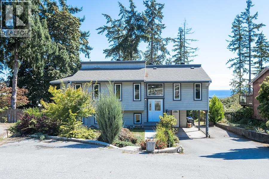 6173 BLIGH Road, Sechelt, British Columbia, V7Z0M1, Sechelt, British Columbia — photo 3 of 5