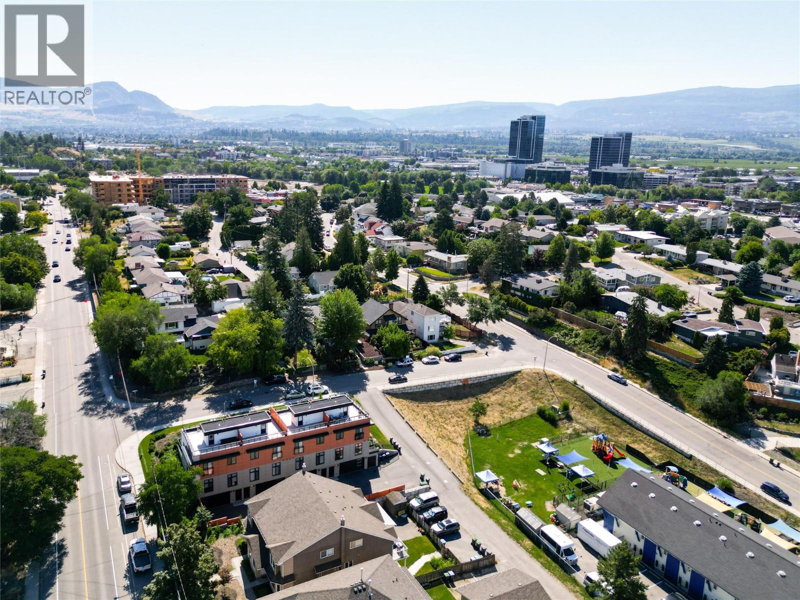  1524 Lakeview Street, Kelowna