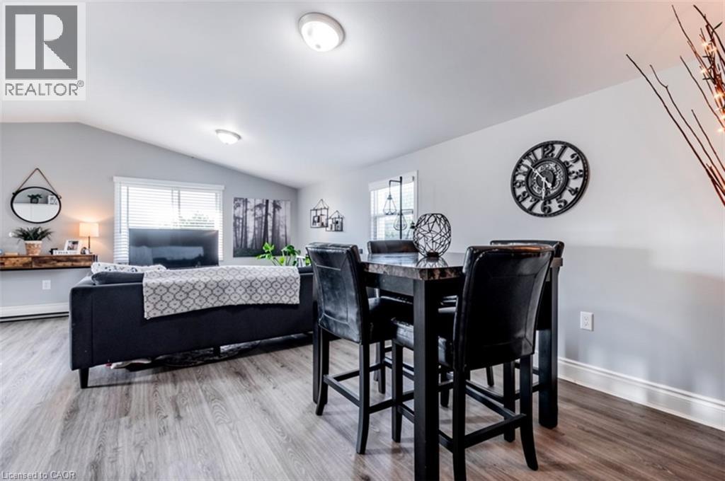 2 Bed, 1 Bath Apartment for Rent in St. Catharines – 7 JOSEPHINE Street Unit# UPPER, St. Catharines - Image 3