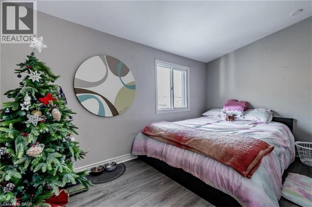2 Bed, 1 Bath Apartment for Rent in St. Catharines – 7 JOSEPHINE Street Unit# UPPER, St. Catharines - Image 6