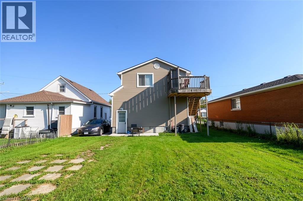 2 Bed, 1 Bath Apartment for Rent in St. Catharines – 7 JOSEPHINE Street Unit# UPPER, St. Catharines - Image 9