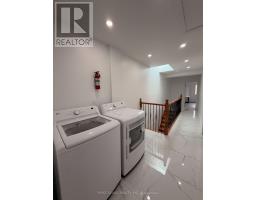 Upper - 55 Huron Street, Toronto, ON M5T2A6 Photo 24