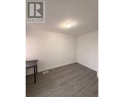 Upper - 55 Huron Street, Toronto, ON M5T2A6 Photo 26
