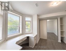 Upper - 55 Huron Street, Toronto, ON M5T2A6 Photo 35