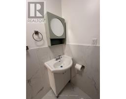 Upper - 55 Huron Street, Toronto, ON M5T2A6 Photo 37
